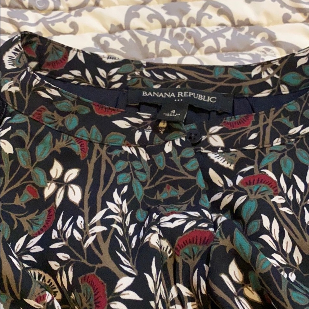 Banana Republic Kong’s sleeve shirt dress